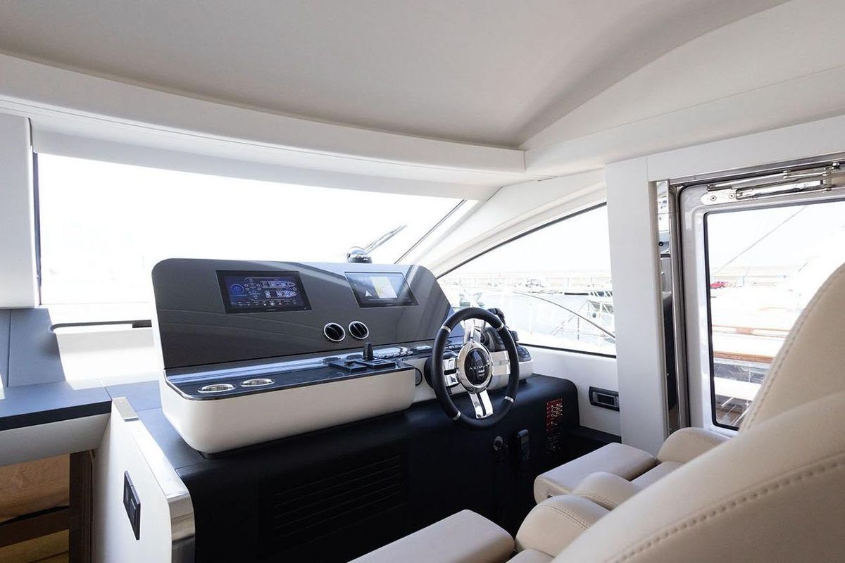 2025 Azimut 68 