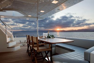 Yacht