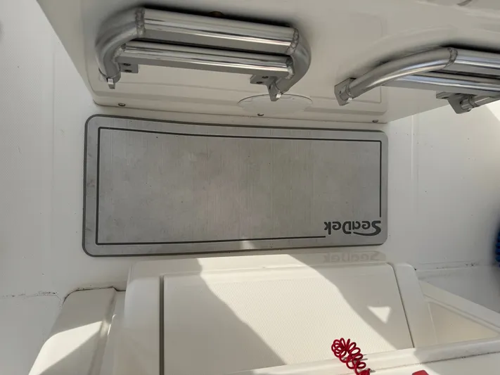 25 Regulator In Stock Yacht Photos Pics 2018 Regulator 25 boat deck with SeaDek mat and stainless steel handles.