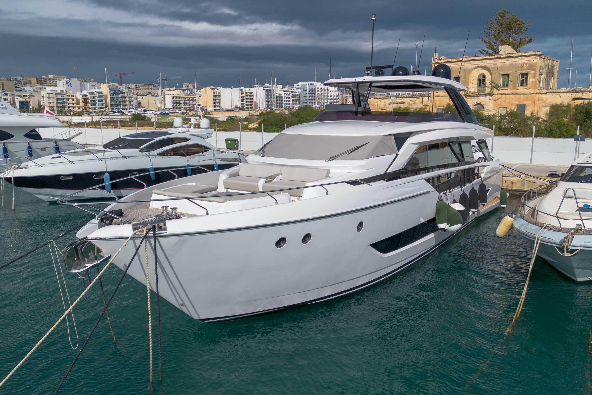 2024 Ferretti Yachts ferretti 860