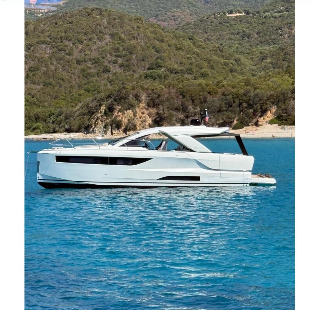 2022 Jeanneau DB/43 IB