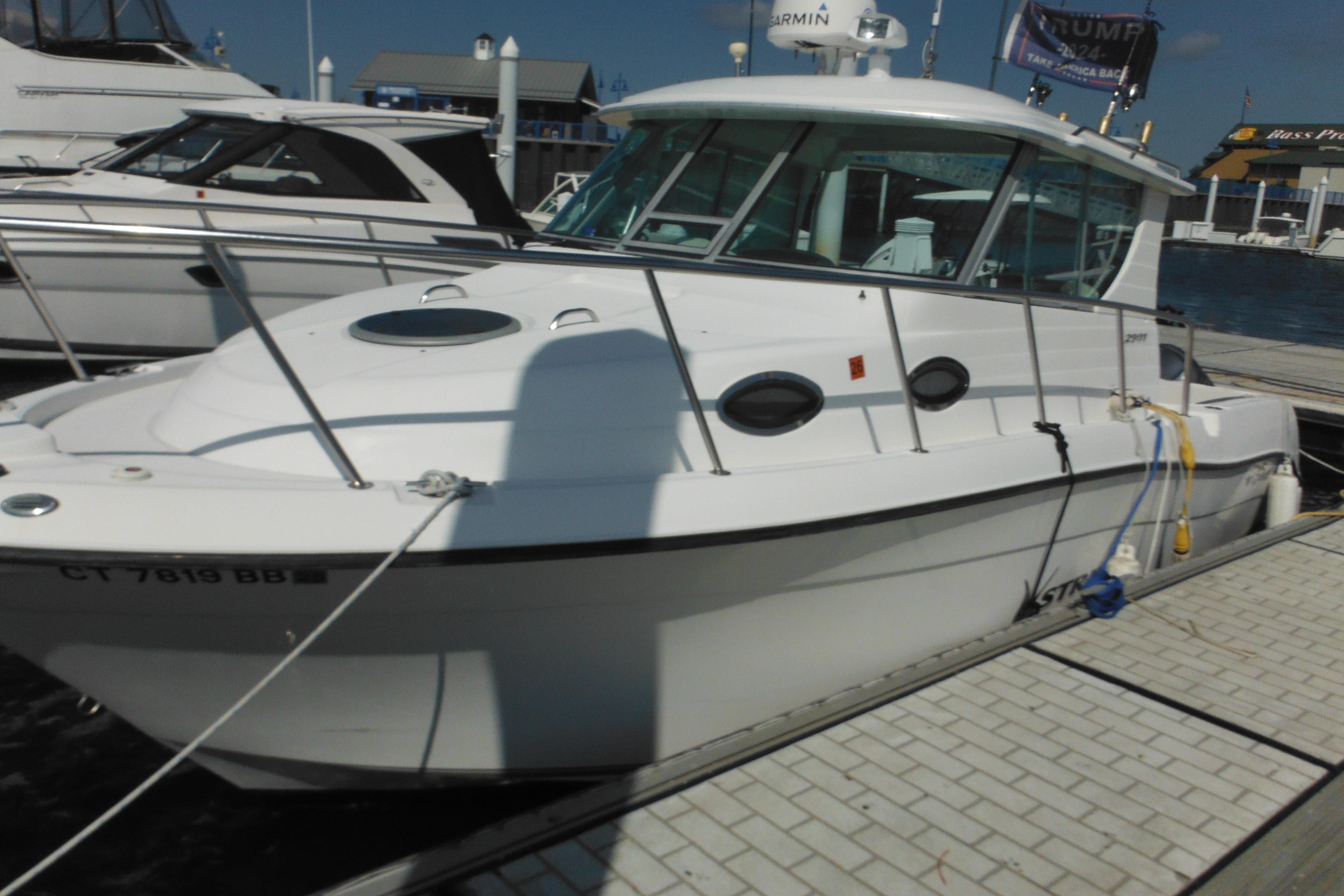 Seaswirl Striper 2901 Walkaround O/B