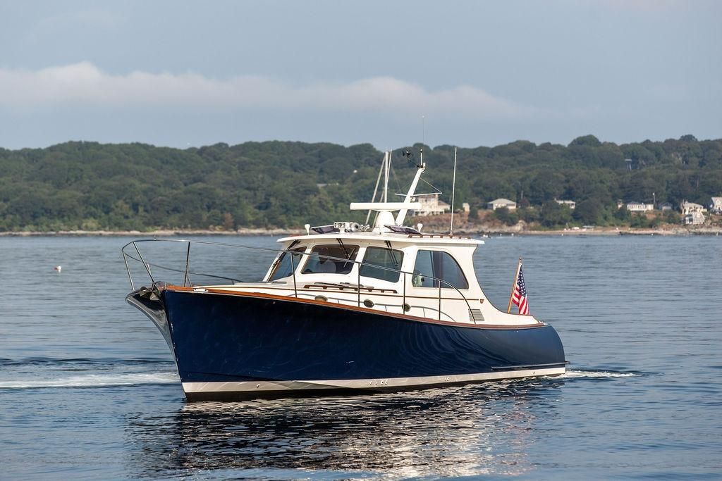 2007 Hinckley 44 