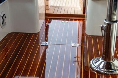 Yacht