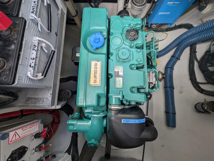 Anila Yacht Photos Pics 