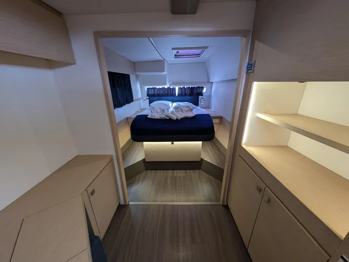 Anila Yacht Photos Pics 