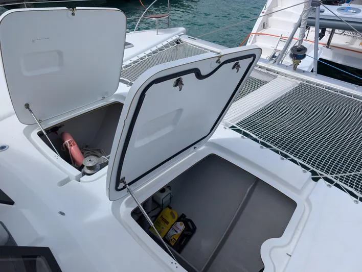 Anila Yacht Photos Pics 