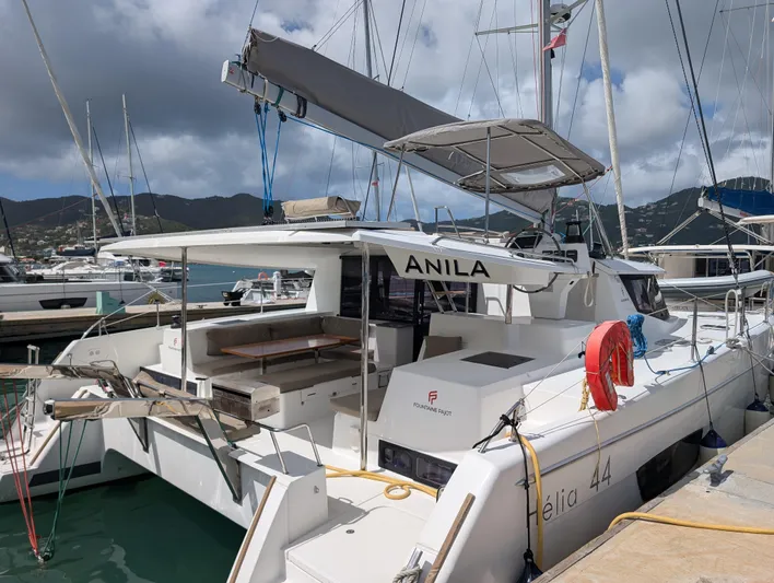 Anila Yacht Photos Pics 