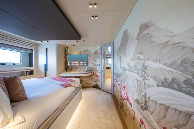 Oscar Yacht Photos Pics 