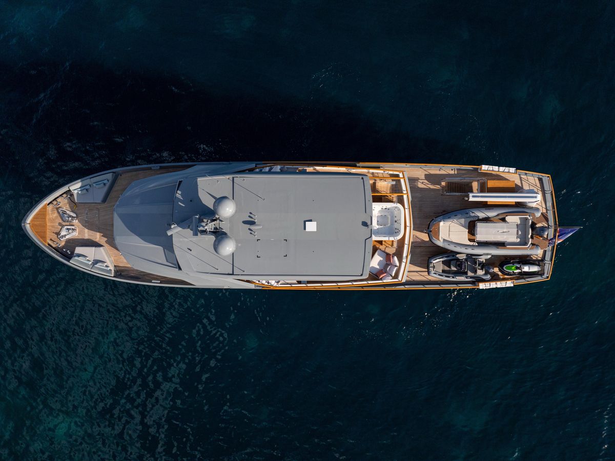 2023 Numarine 121 