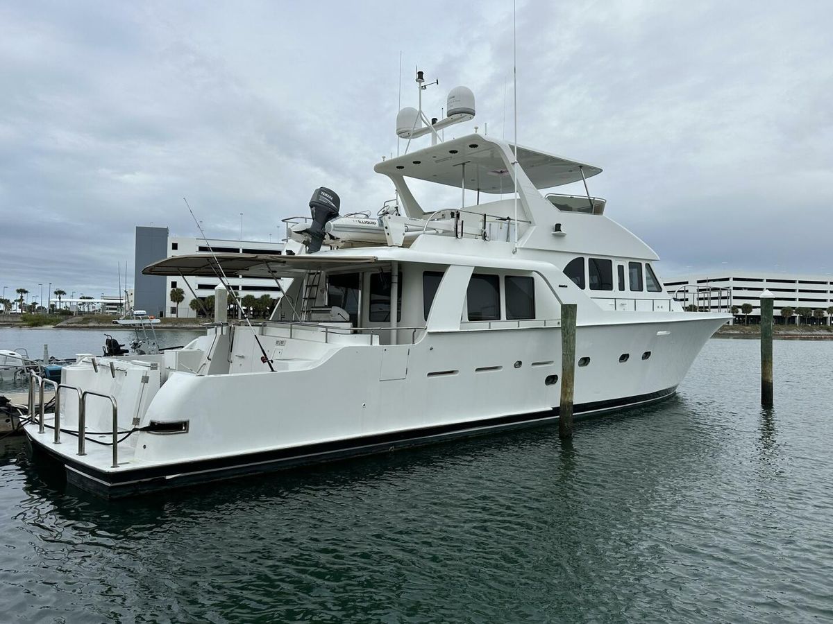 2004 Cheoy Lee 72 