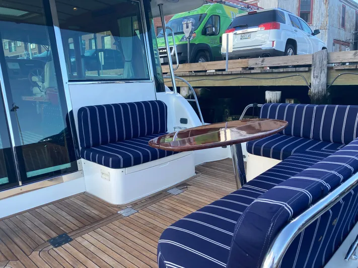 Nightcap Yacht Photos Pics 