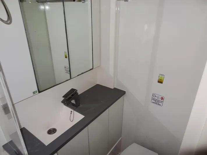 Salty Kiss Yacht Photos Pics 