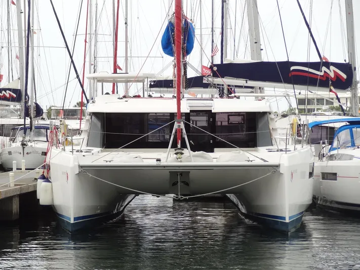 Salty Kiss Yacht Photos Pics 