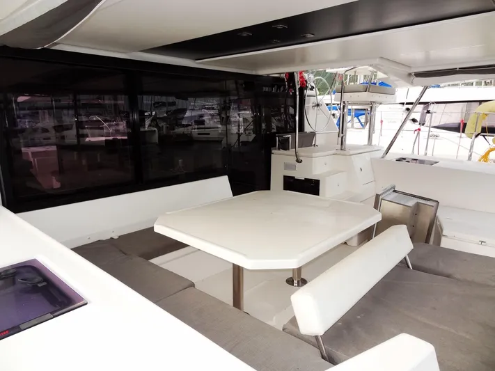 Salty Kiss Yacht Photos Pics 