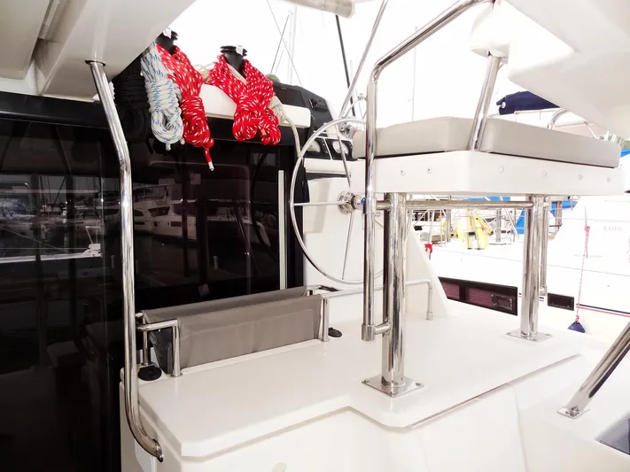 Salty Kiss Yacht Photos Pics 