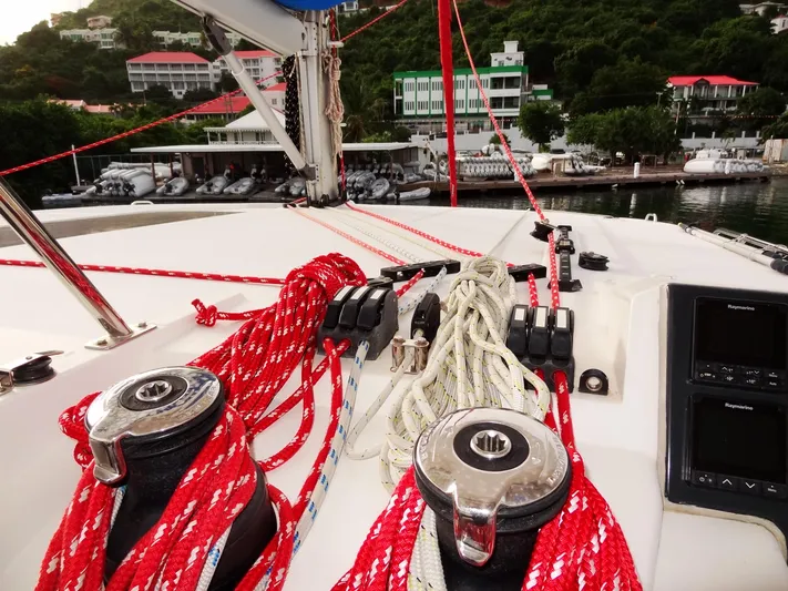 Salty Kiss Yacht Photos Pics 