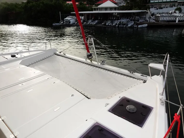 Salty Kiss Yacht Photos Pics 