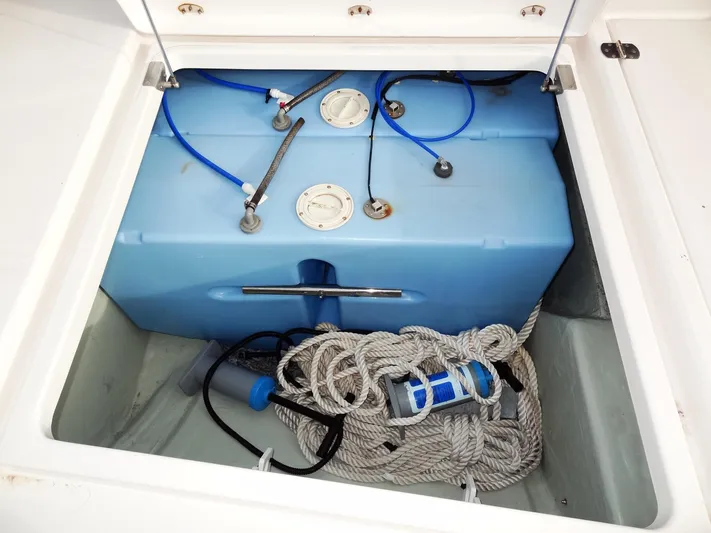 Salty Kiss Yacht Photos Pics 