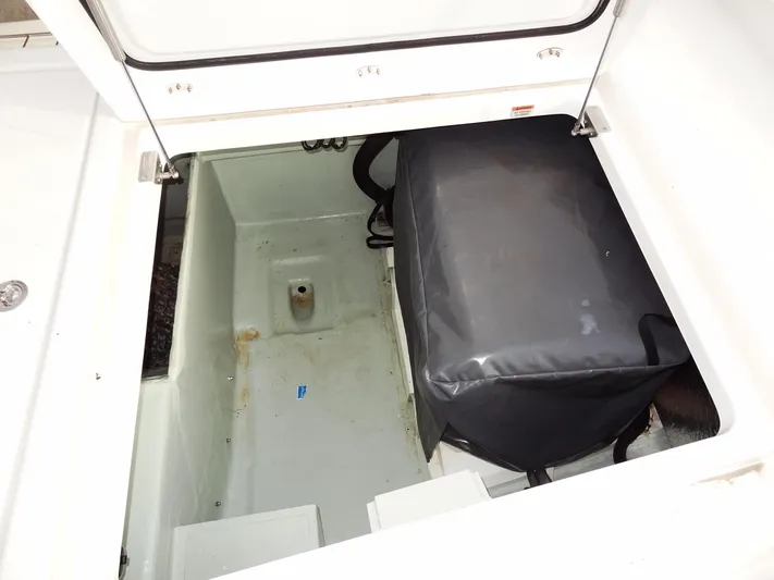 Salty Kiss Yacht Photos Pics 