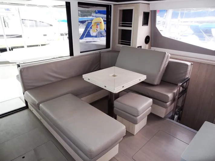 Salty Kiss Yacht Photos Pics 