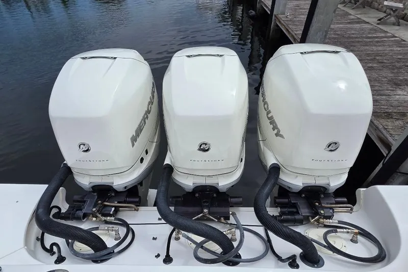  Yacht Photos Pics Triple Mercury outboard engines on a 2016 Boston Whaler 370 Outrage boat.