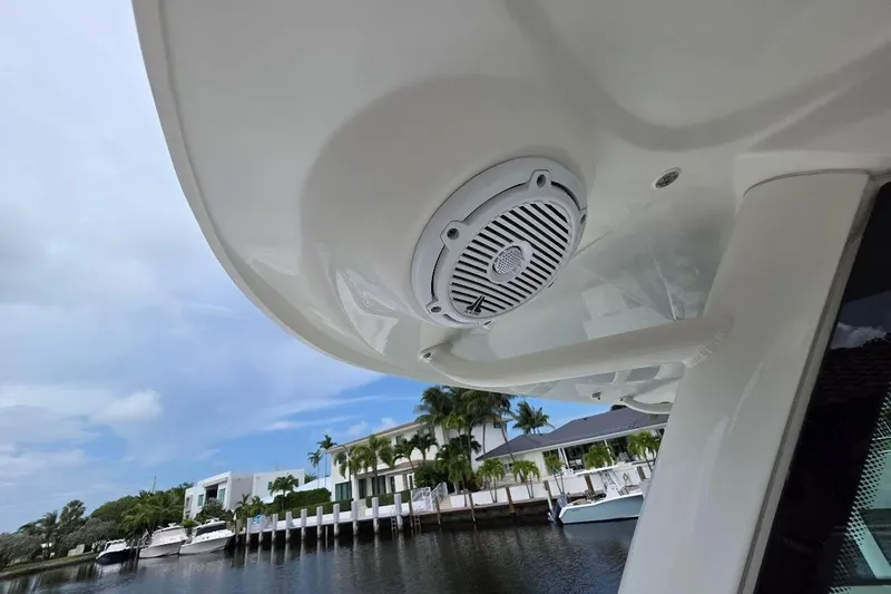  Yacht Photos Pics 2016 Boston Whaler 370 Outrage boat speaker with waterfront view.