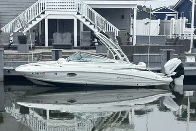 Crownline Eclipse E24 XS