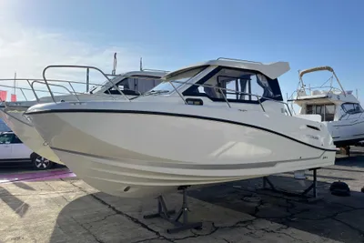 2023 Quicksilver Activ 675 Weekend