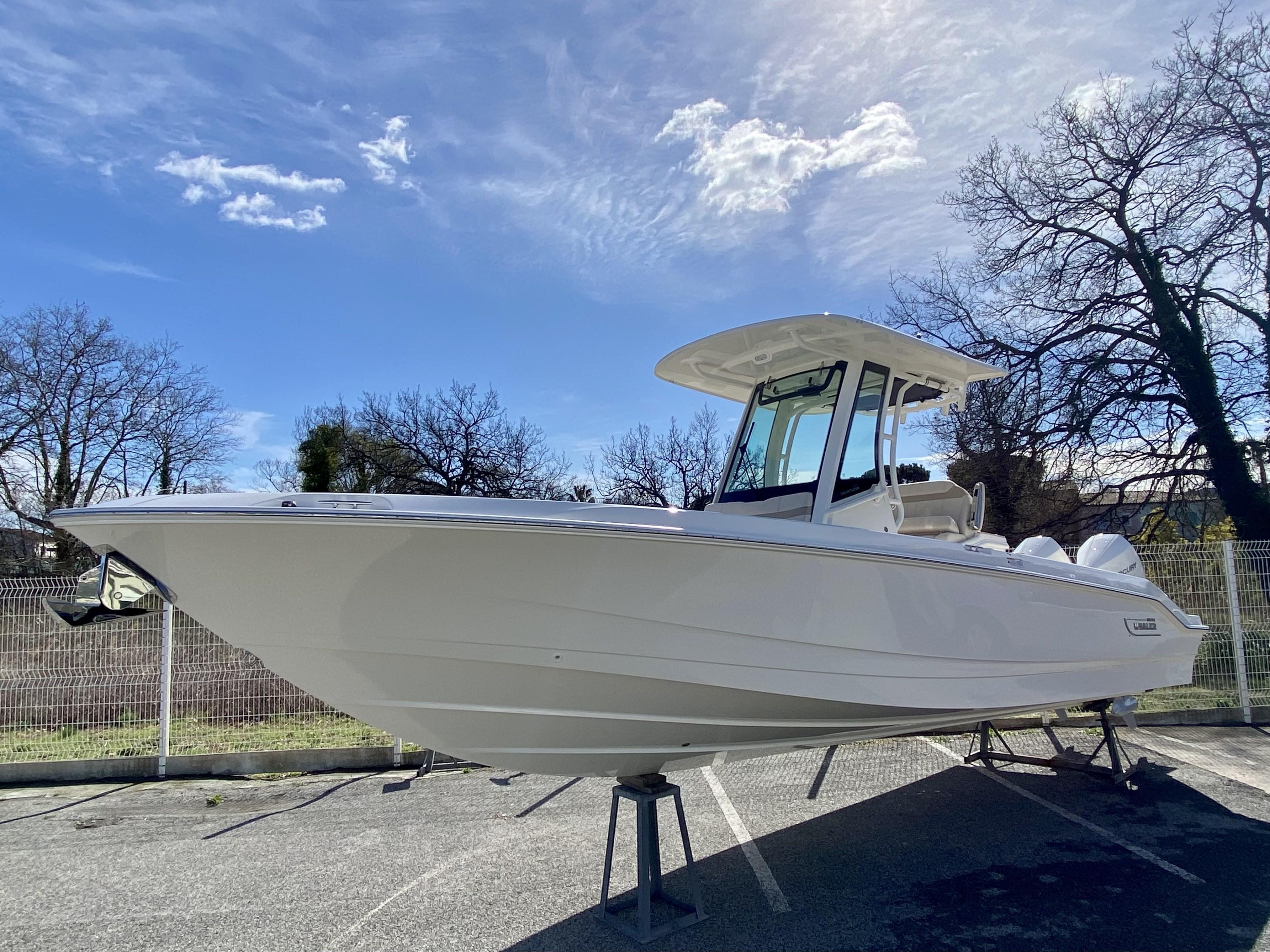 2023 Boston Whaler 280 Dauntless Center Console for sale - YachtWorld