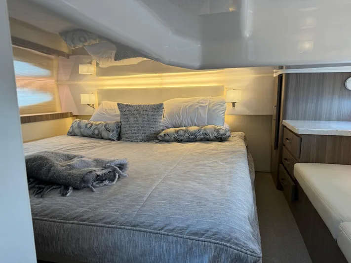 D'bauchery Yacht Photos Pics 