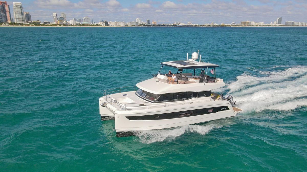 2022 Fountaine Pajot 44 