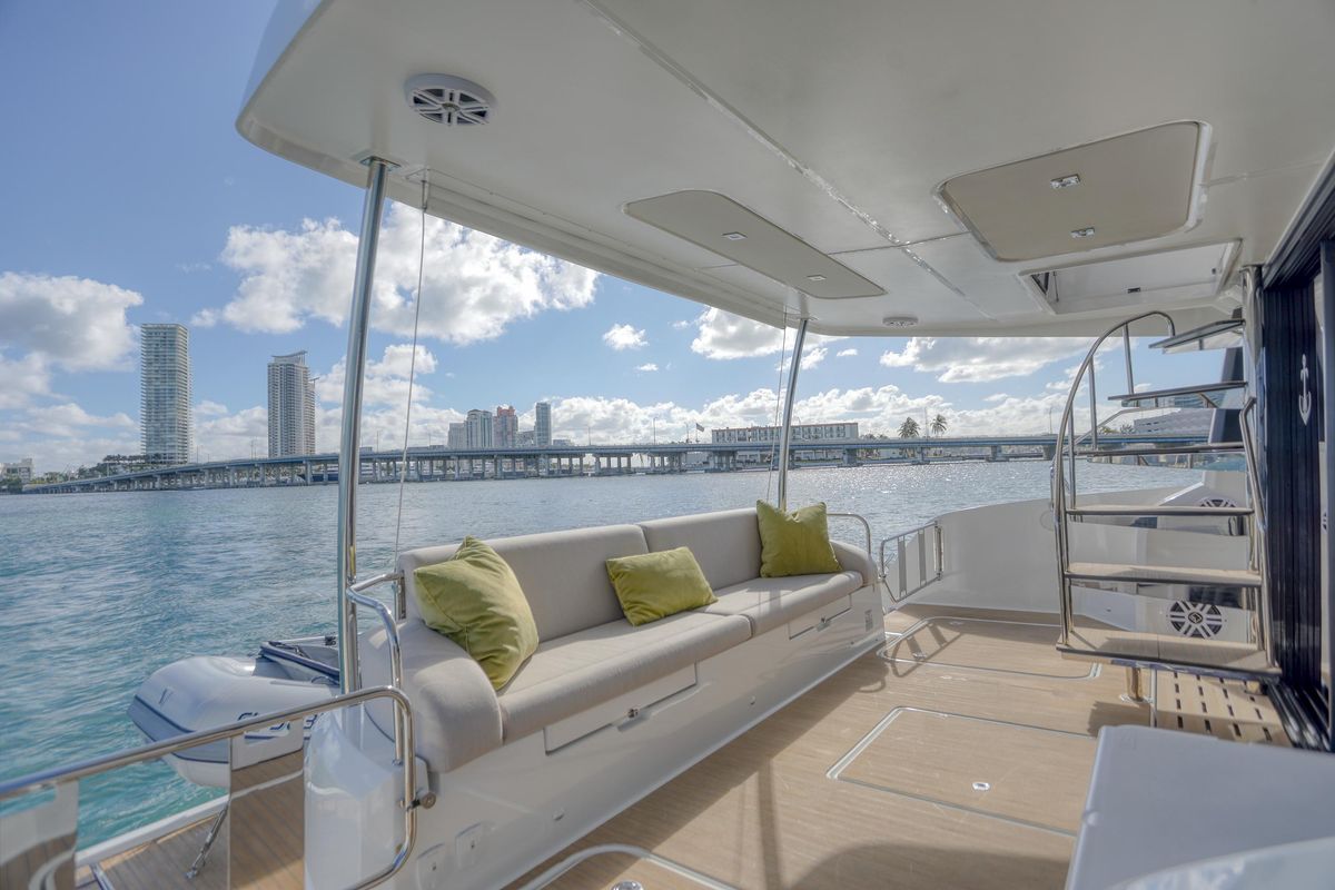 2022 Fountaine Pajot 44 