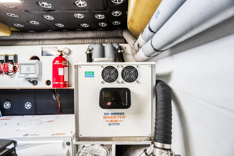 Hawkeye Yacht Photos Pics 