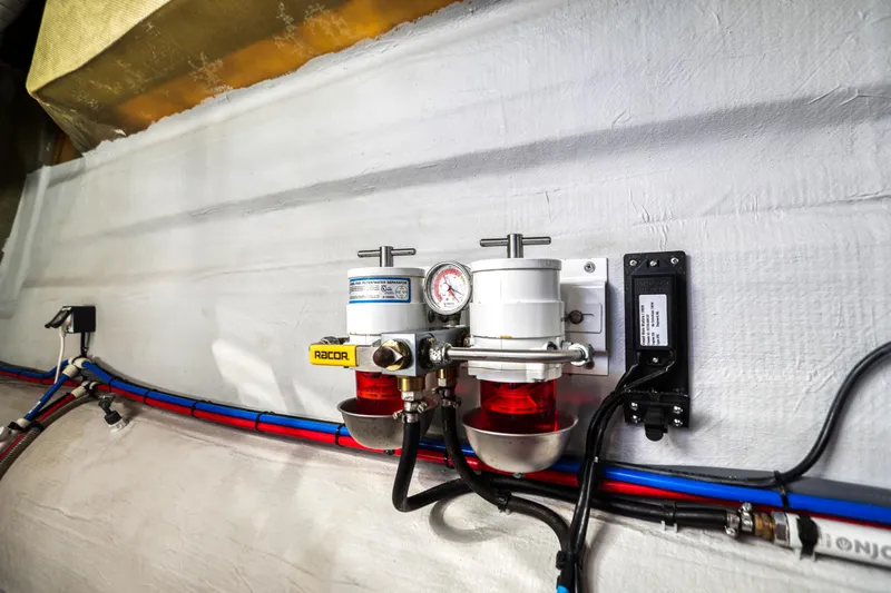 Hawkeye Yacht Photos Pics 