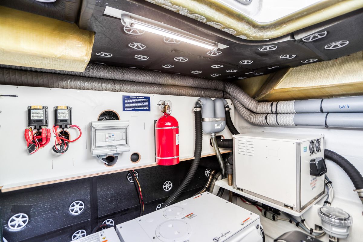 2022 Fountaine Pajot 44 