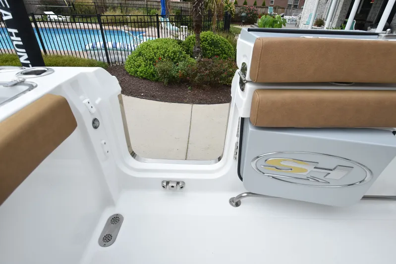 F250's With Upgraded Trailer Yacht Photos Pics 