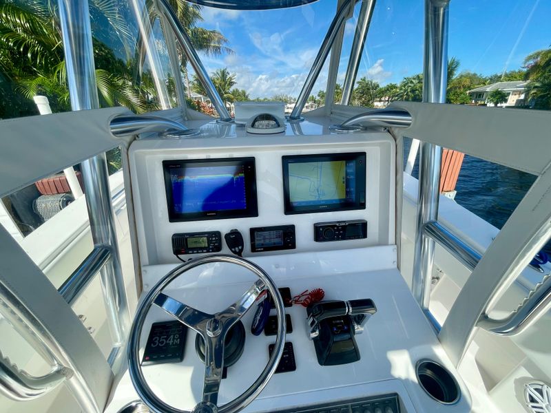 2018 Invincible 33 Open Fisherman