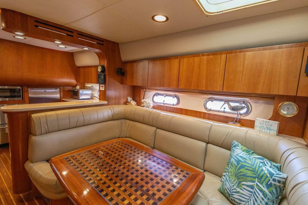 2000 Tiara Yachts 52 