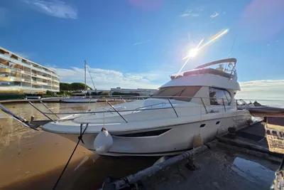 2010 Jeanneau Prestige 39