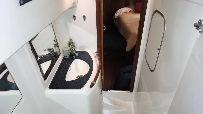 Tantalus Yacht Photos Pics 