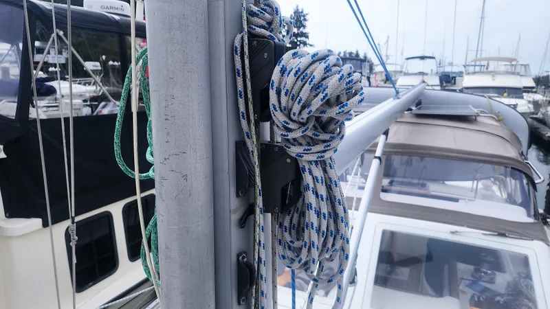 Tantalus Yacht Photos Pics 