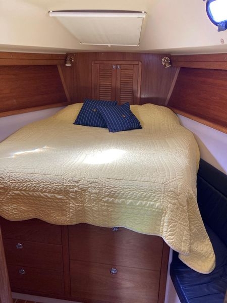 2007 Catalina 42