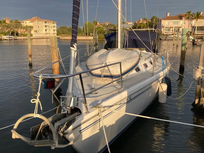 Waves Of Grace Yacht Photos Pics 