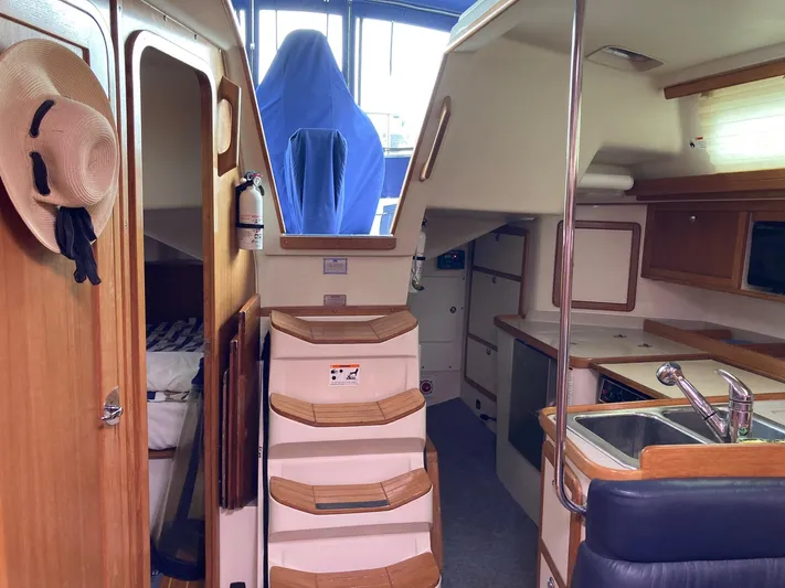 Waves Of Grace Yacht Photos Pics 