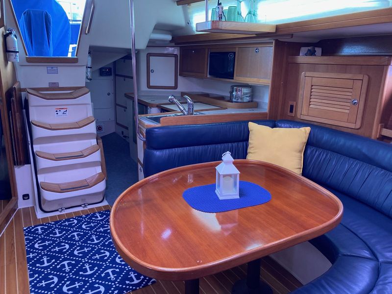 2007 Catalina 42
