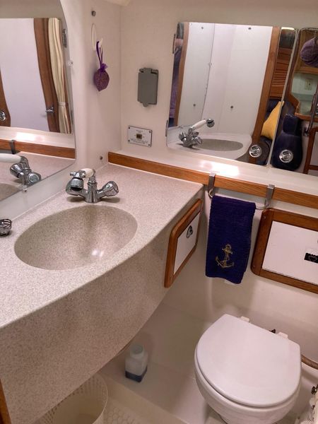 2007 Catalina 42