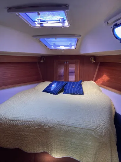 Waves Of Grace Yacht Photos Pics 