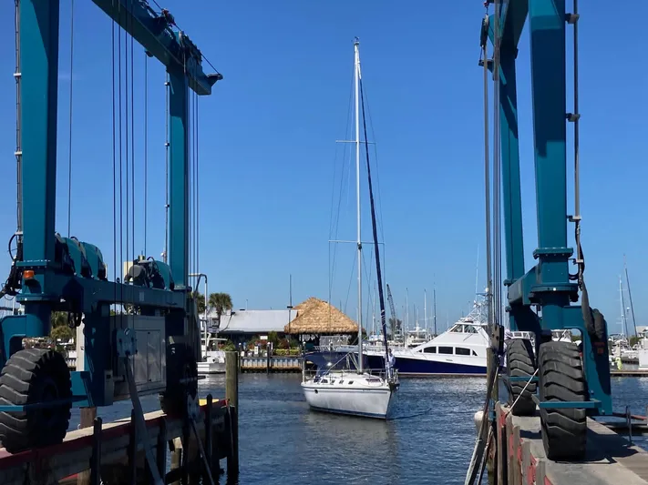 Waves Of Grace Yacht Photos Pics 