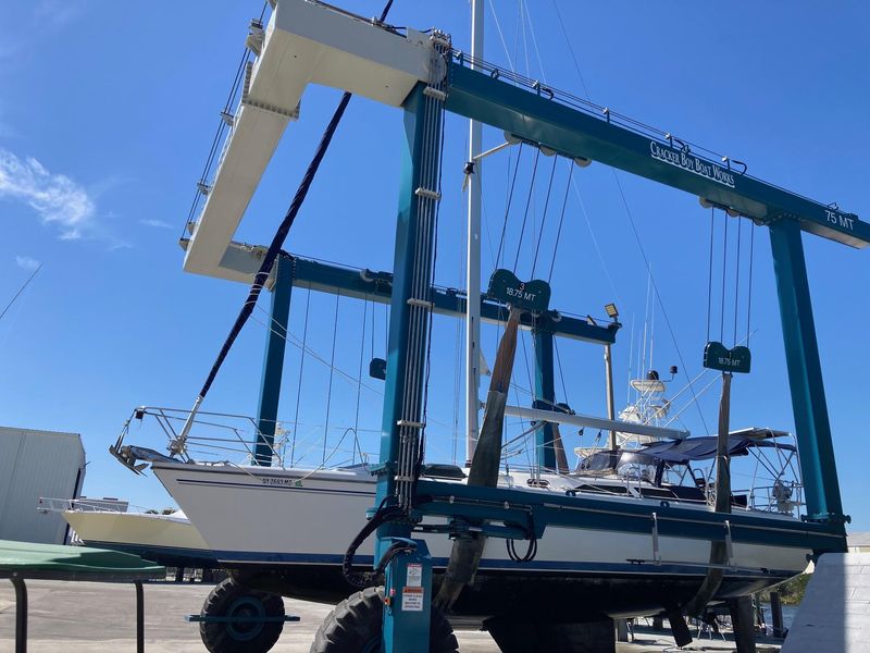 2007 Catalina 42